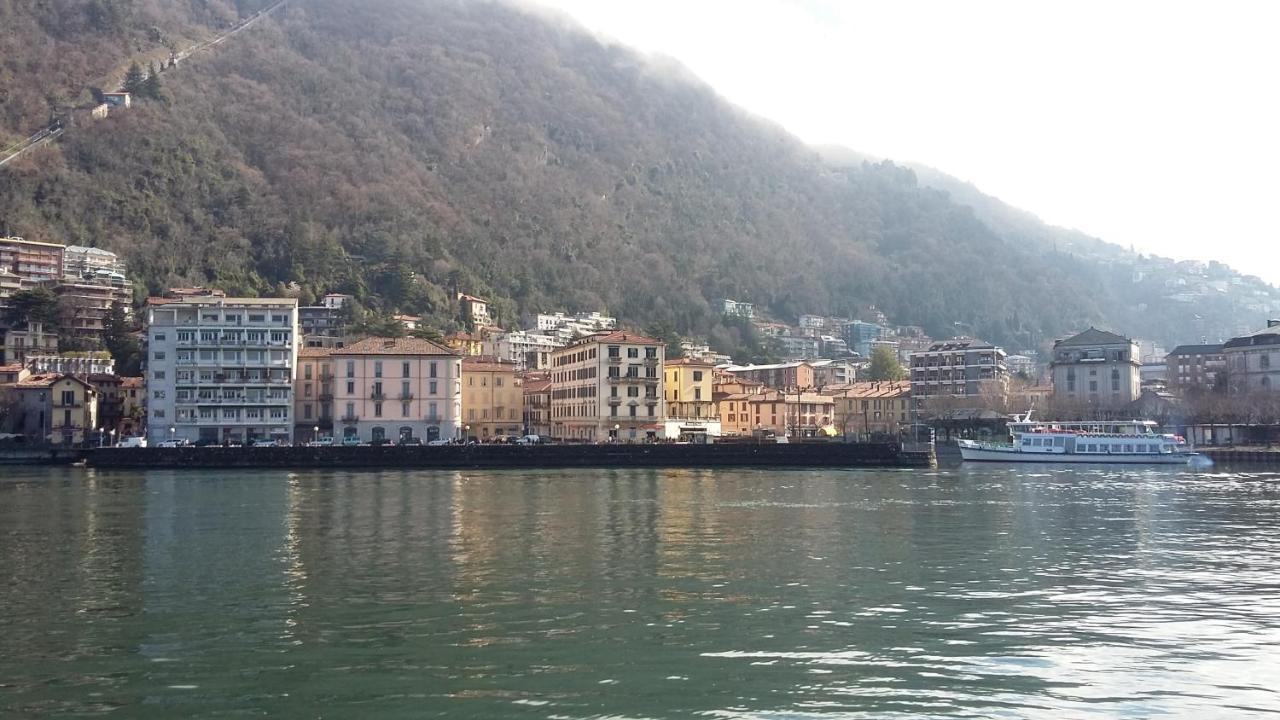 Al Molo Di Sant'Agostino Bed & Breakfast Como Eksteriør bilde
